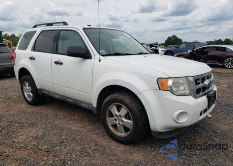 2012 Ford Escape Xlt z USA, uszkodzony, nr VIN 1FMCU9DG9CKB80970